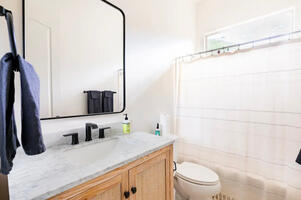 Full Bath for Second Bedroom