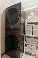In unit washer and dryer