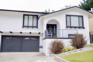 Luxury Coastal Retreat I 15 min to SF