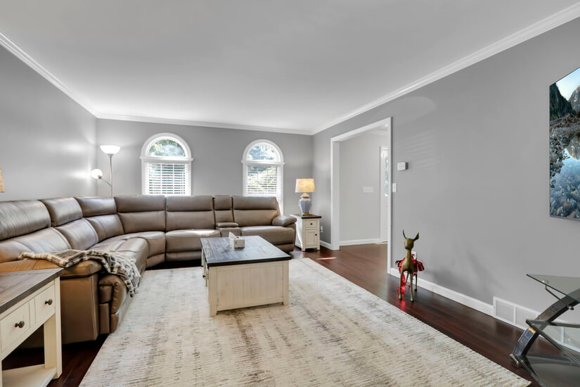 Fully Furnished home rental Zainesville