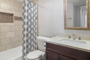 Upscale 3BR Corporate Rental Germantown 