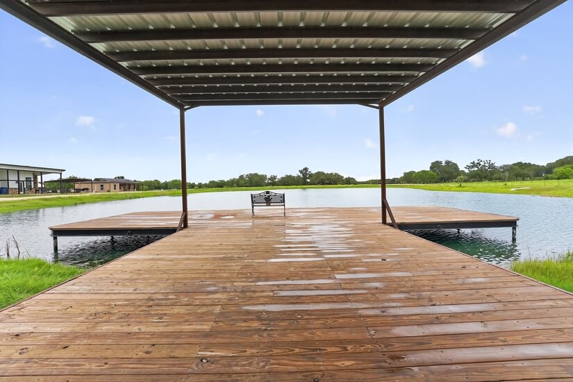 Deck & Pier