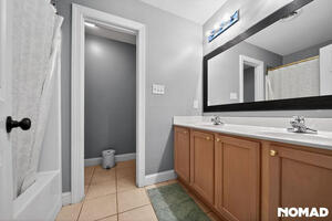 Jack n Jill sinks 2nd bathroom 2nd Floor