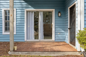 Bright Clean Modern 2BR UNCW Beach