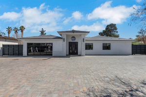 Luxury Oasis Private Home Pool Spa House