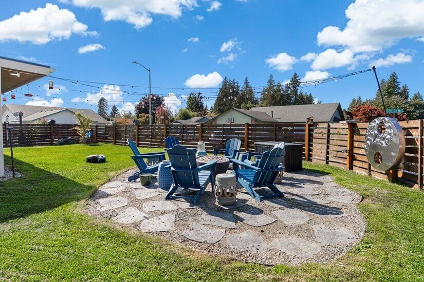 firepit and chairs