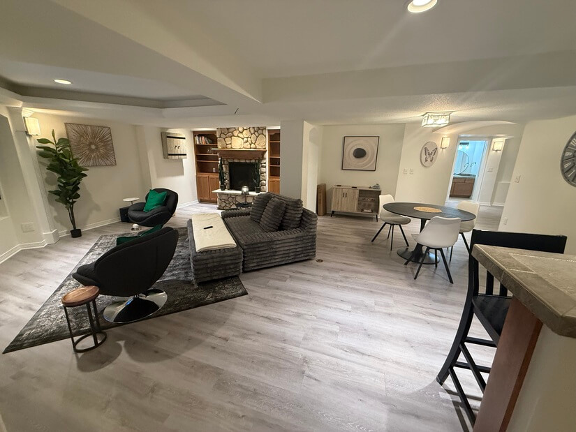 Furnished 1 bd Spacious apartment