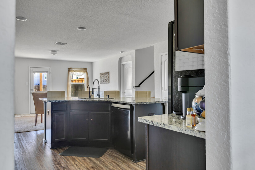 Pet Family Friendly Large Modern 5 Bed