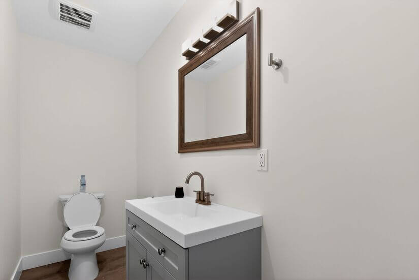 Gates Funished home in LA