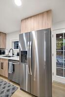 Luxury 6BR Home in Downtown Lynnwood