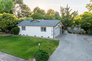 Large Home with Hot Tub and Large Yard