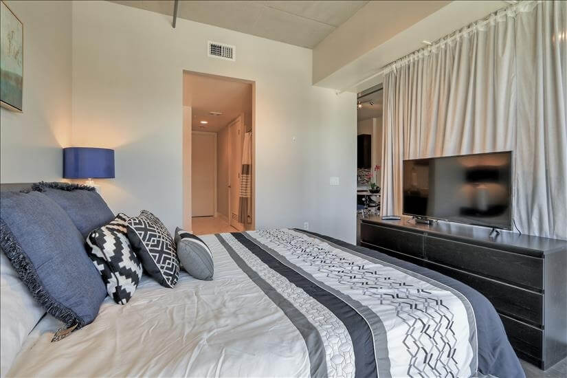 Modern Furnished Condo in Las Vegas