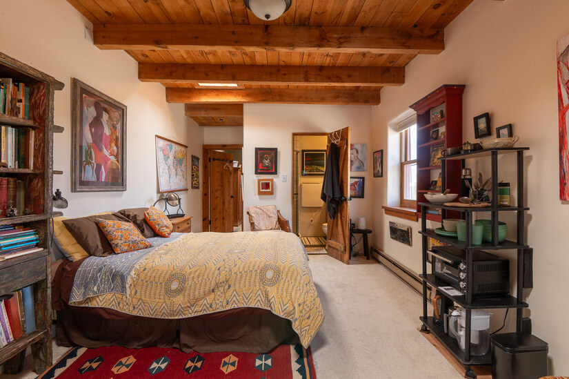 Elegant Santa Fe Corporate Housing