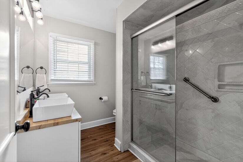 Renovated Quiet Safe Near Everything 