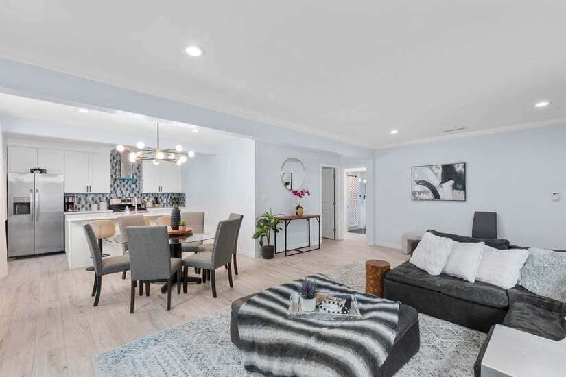 Living room /Dinning area