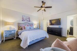Luxury 6b7b Home close to DU WASH PARK