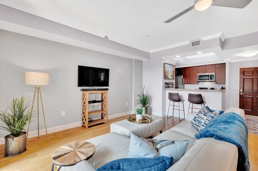 Beautifully Upscale Studio in Charlotte 