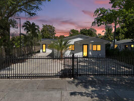 Design District Turnkey Private Patio