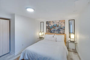 Furnished 5 Bed DTC Home 