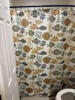 bathroom shower/tub