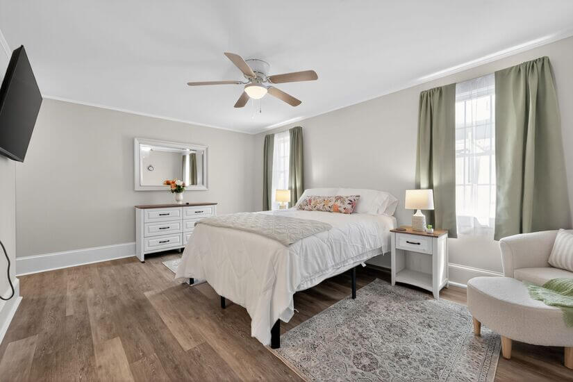 Bristol Furnished Single Story w Office