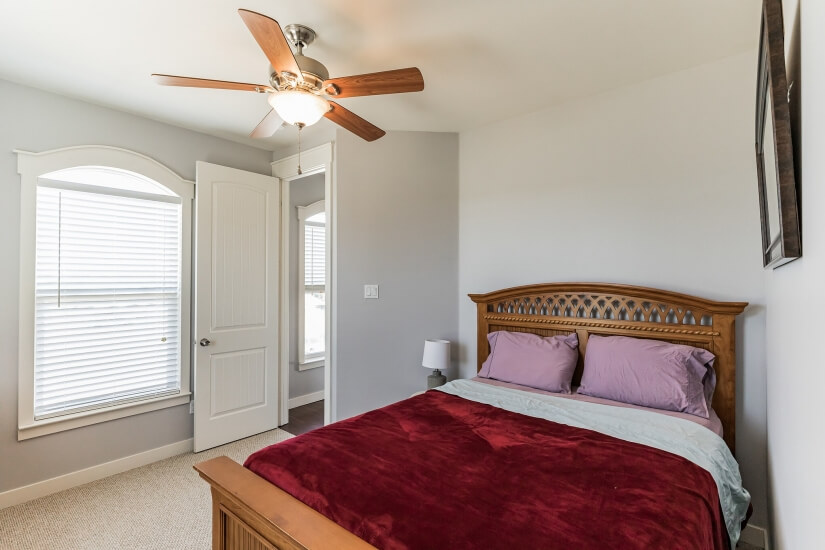 1st bedroom upstairs queen