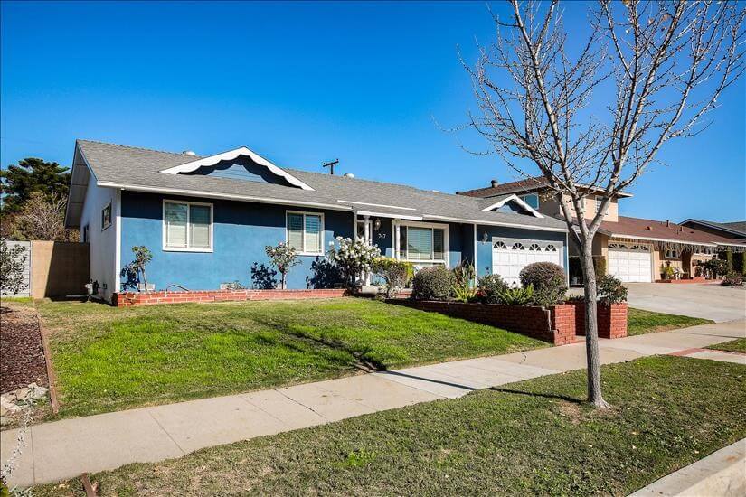 2 car garage and space to park on the driveway