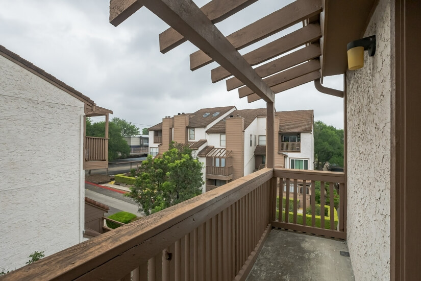 Aspen Village Furnished Condo