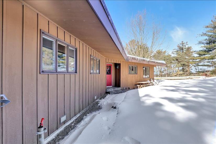 Furnished Remote Work Dream near Albany 