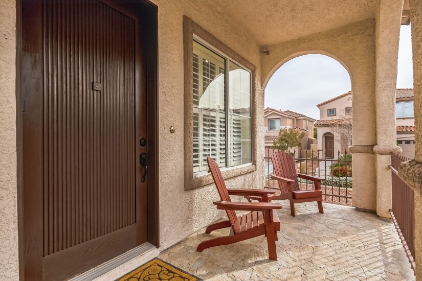Front Patio w/ Chairs
