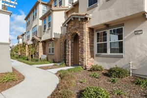 Sacramento furnished rental in North Natomas