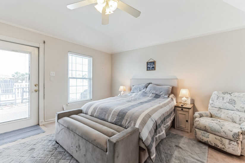 Corpus Christi Furnished on the Canal