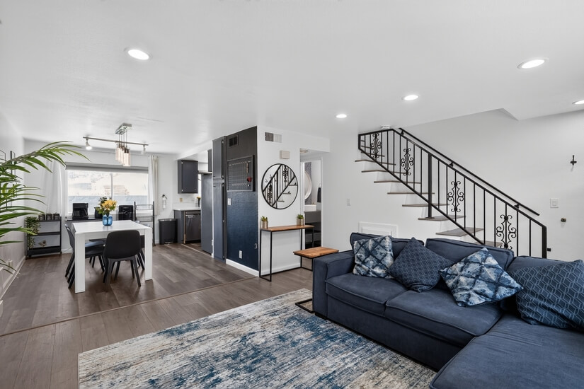 Furnished 2 Bedroom Corporate Rental