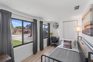 office -bedroom 4 - daybed or 2 twins