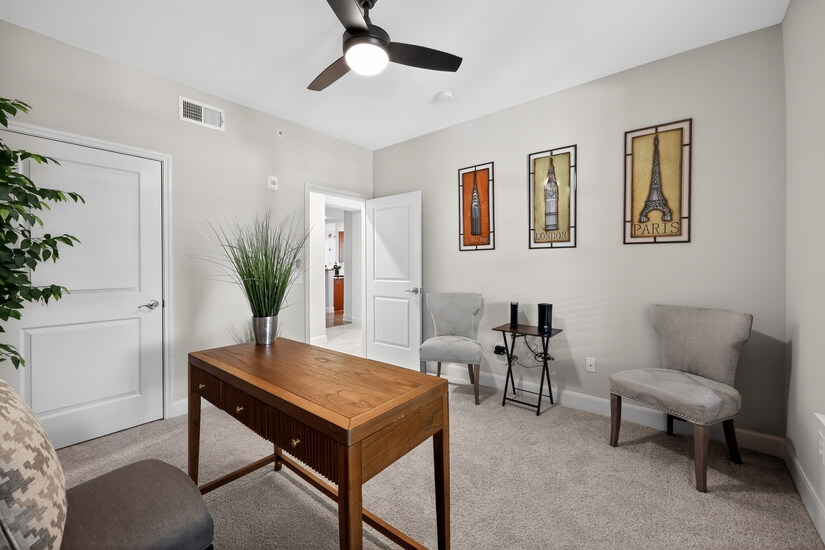 Furnished Lakeside Condo