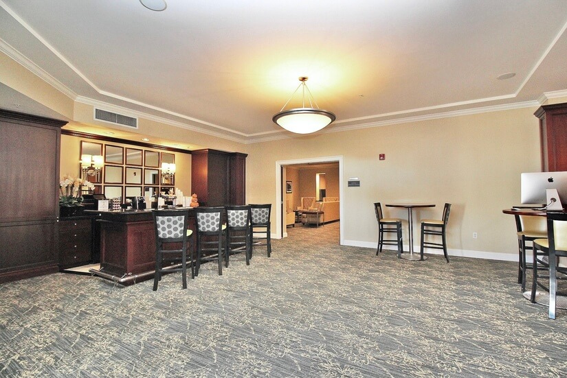 Beautifully Upscale Studio in Charlotte 