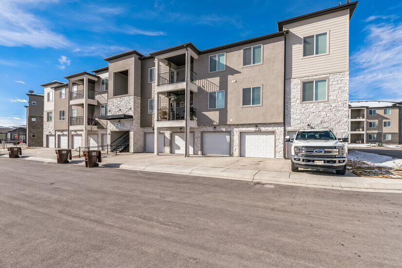 Furnished Condo Mountain View Village