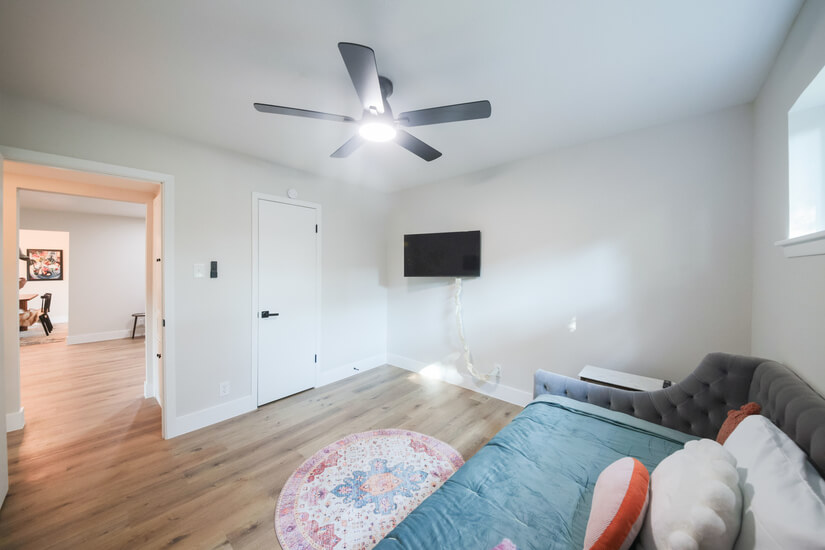 4BR Luxe Nassau Bay Home Utilities Incl 