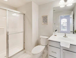 Full Bathroom 3 & 4