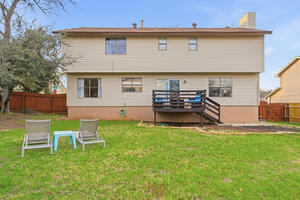 Modern Masterpiece Retreat byDomainApple