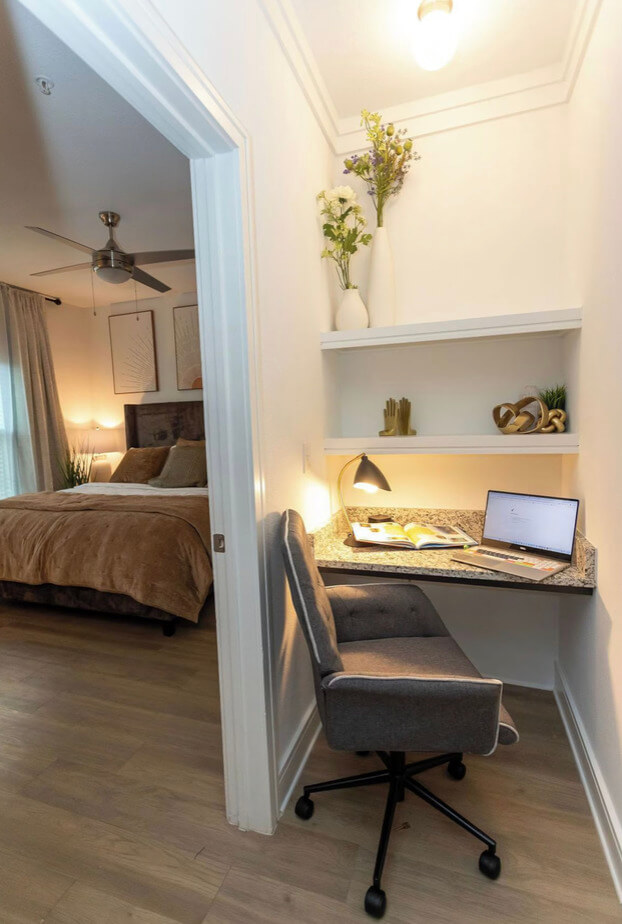 Furnished Apt with pool in Charlotte NC