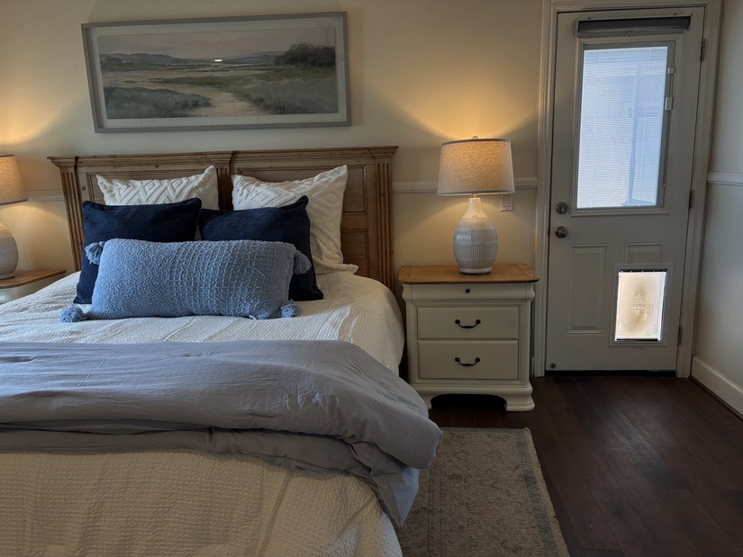 2 Bed 2 Bath garage utilities inc 