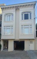 Designer Finished Luxury Condo Rental