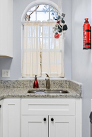 Bright Clean Modern 2BR UNCW Beach