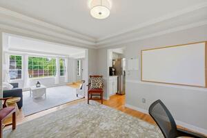 Family and Pet Friendly Federal Way Home