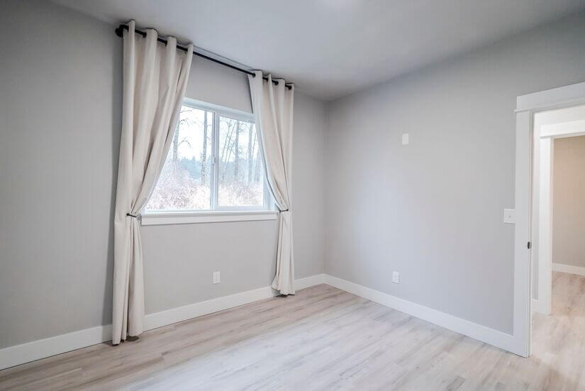 Longview Willow Grove Furnished Property