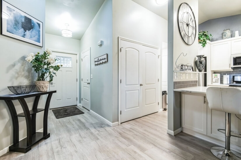 Furnished 3 Bedroom Duplex in Marysville