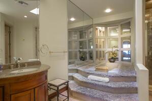 Furnished Luxury Home in Kapalua Maui