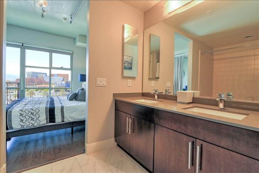 Modern Furnished Condo in Las Vegas