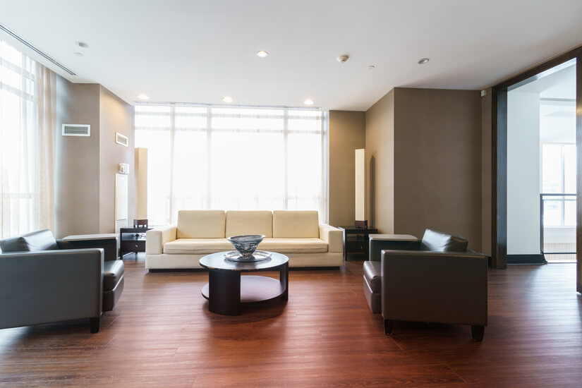 Upscale 1 Bd Condo in North York